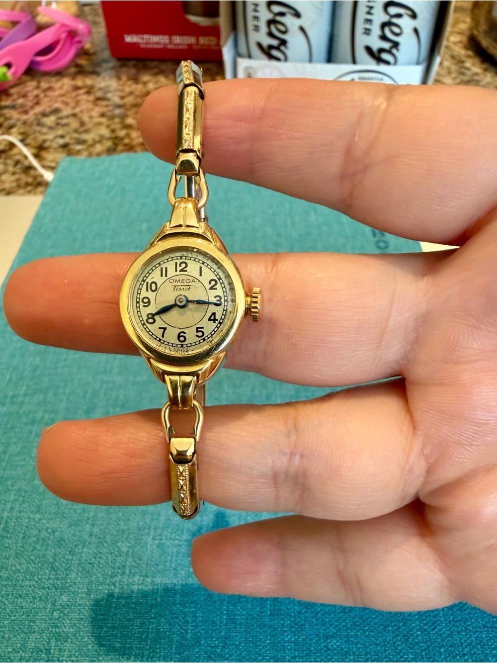 Omega Women's Gold Bracelet Watch with Cream Dial